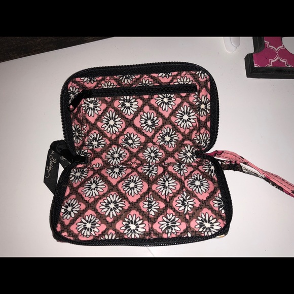 NWOT! Mocha Rouge Vera Bradley ID wallet wristlet! - Picture 3 of 3